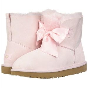 Women’s Pink Ugg boots